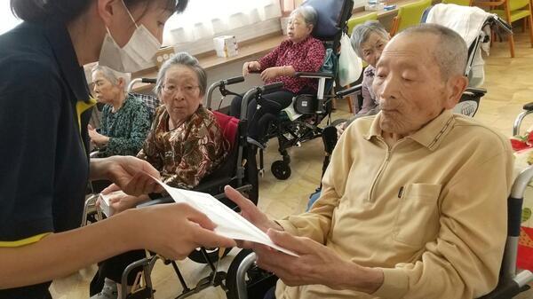 0280e9af891e74de93be761fa4f91593-TRIPART_0002_BURST20220919144837206_コピー