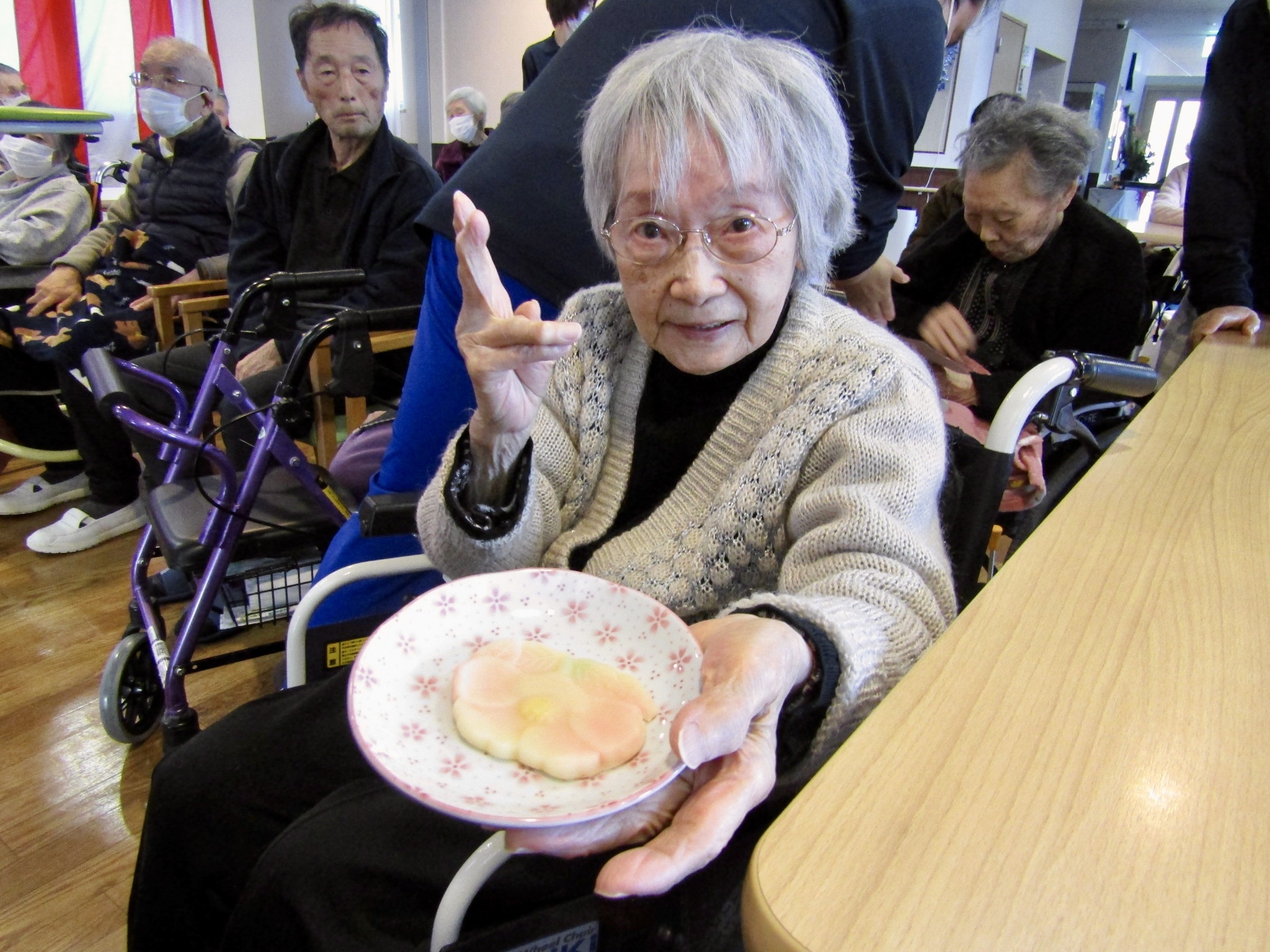 DcZKwp7pVkrQ7lL4bSui